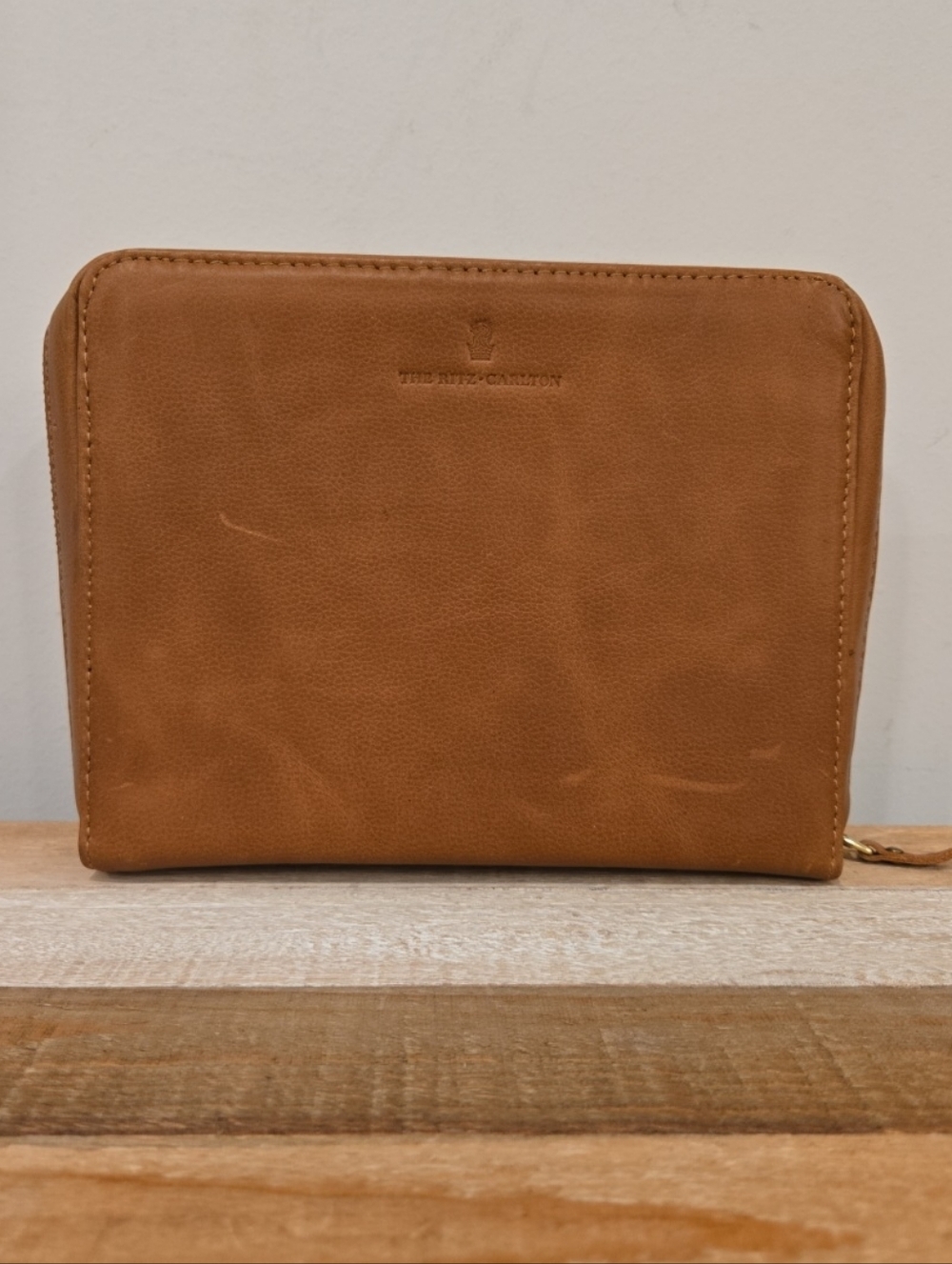 Ritz Carlton Clava Saddle Leather Zip Tech Travel Organizer Case